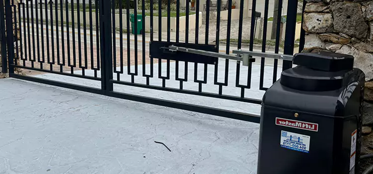 Seamless Installation and Support for Your New Gate in Daytona Beach, FL
