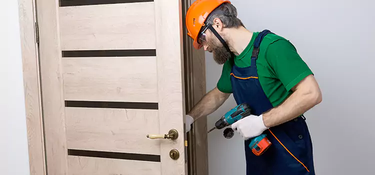 Replace Internal Door Handle with Lock Daytona Beach