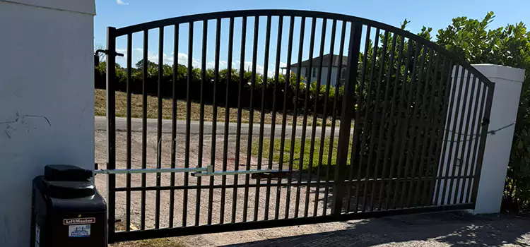 Driveway Fence Repair Daytona Beach